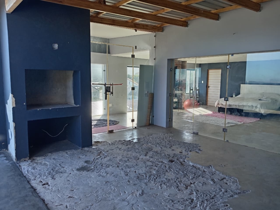 6 Bedroom Property for Sale in Gordons Bay Western Cape